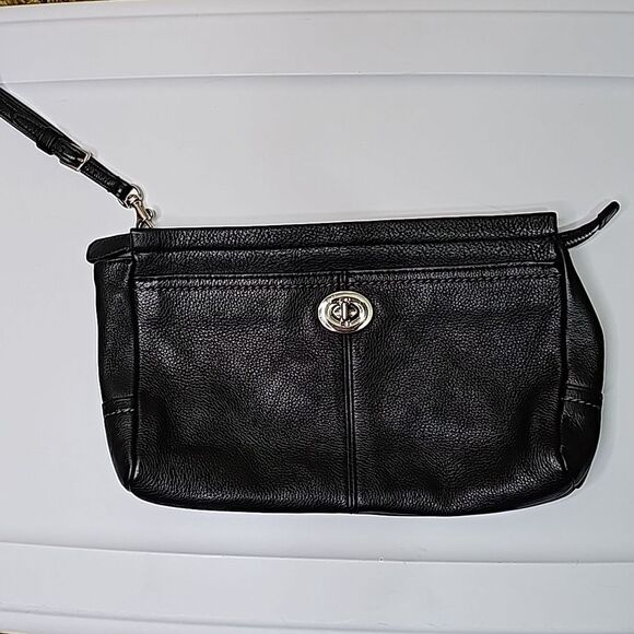 Wristlet Leather Black Silvertone Hardware Green Satin Style Lining - Picture 1 of 8